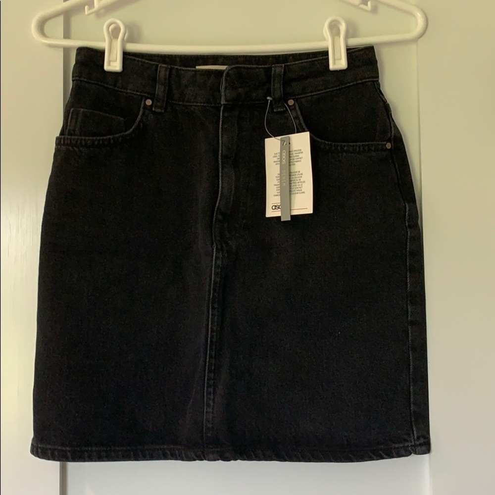 High waisted denim skirt